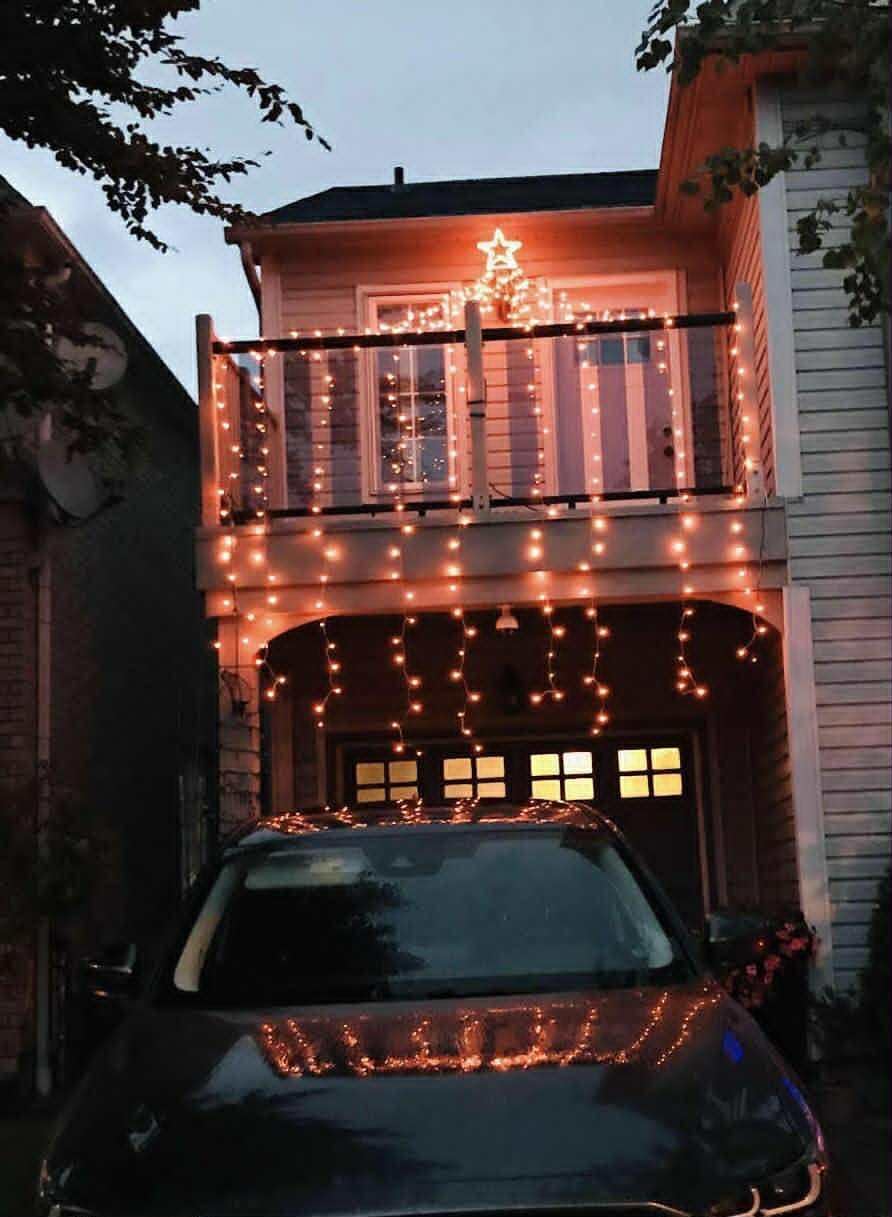Transform Your Outdoors with 16.4Ft RGB Star String Lights - Remote-Controlled Christmas Decor for a Magical Holiday Glow