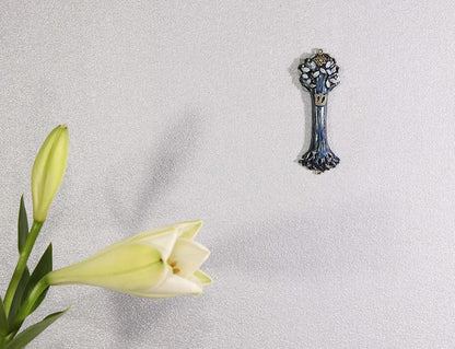 Elevate Your Space with Our Tree of Life Mezuzah Case – Perfect for Jewish Homes! 🌟💙 #BlessThisHouse #HomeDecor #JewishTradition