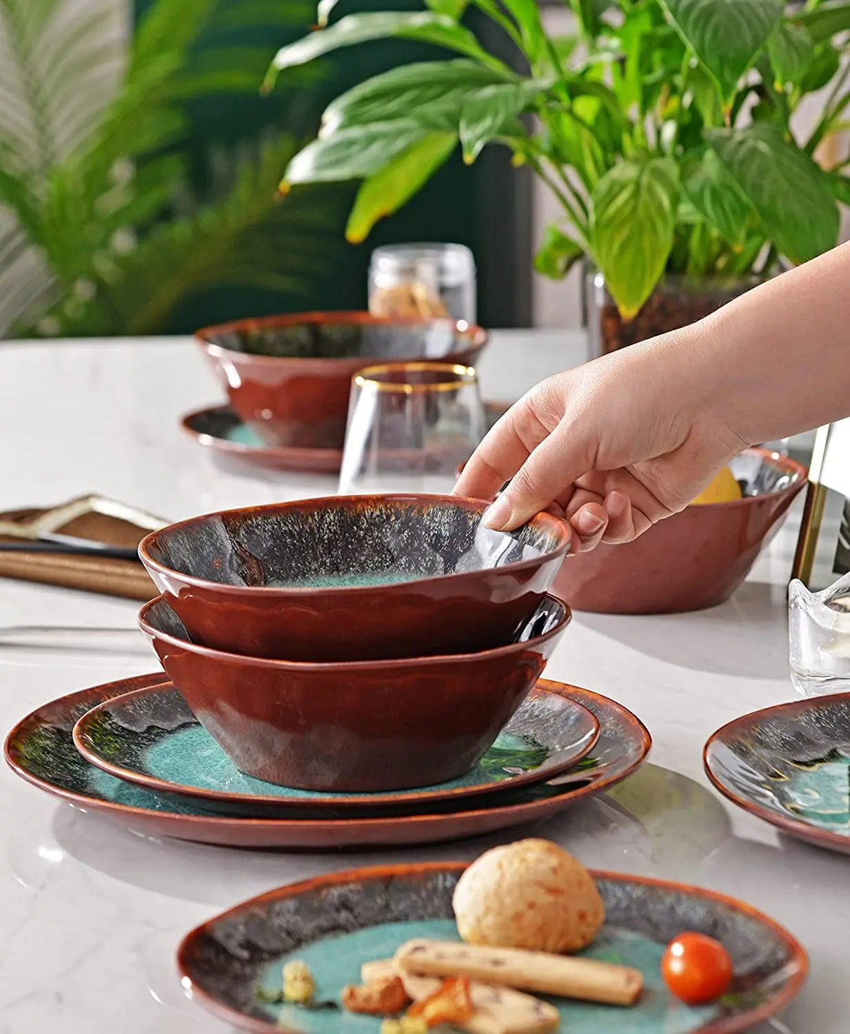 Upgrade your outdoor dining with our 12-Piece Unbreakable Melamine Dinnerware Set for 4! Perfect for camping, lightweight and BPA-free, plus dishwasher safe! 🌟💙🍽️ #CampingEssentials #OutdoorDining