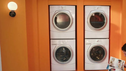 Arm and Hammer Power Sheets Laundry Detergent in a Fresh Breeze scent