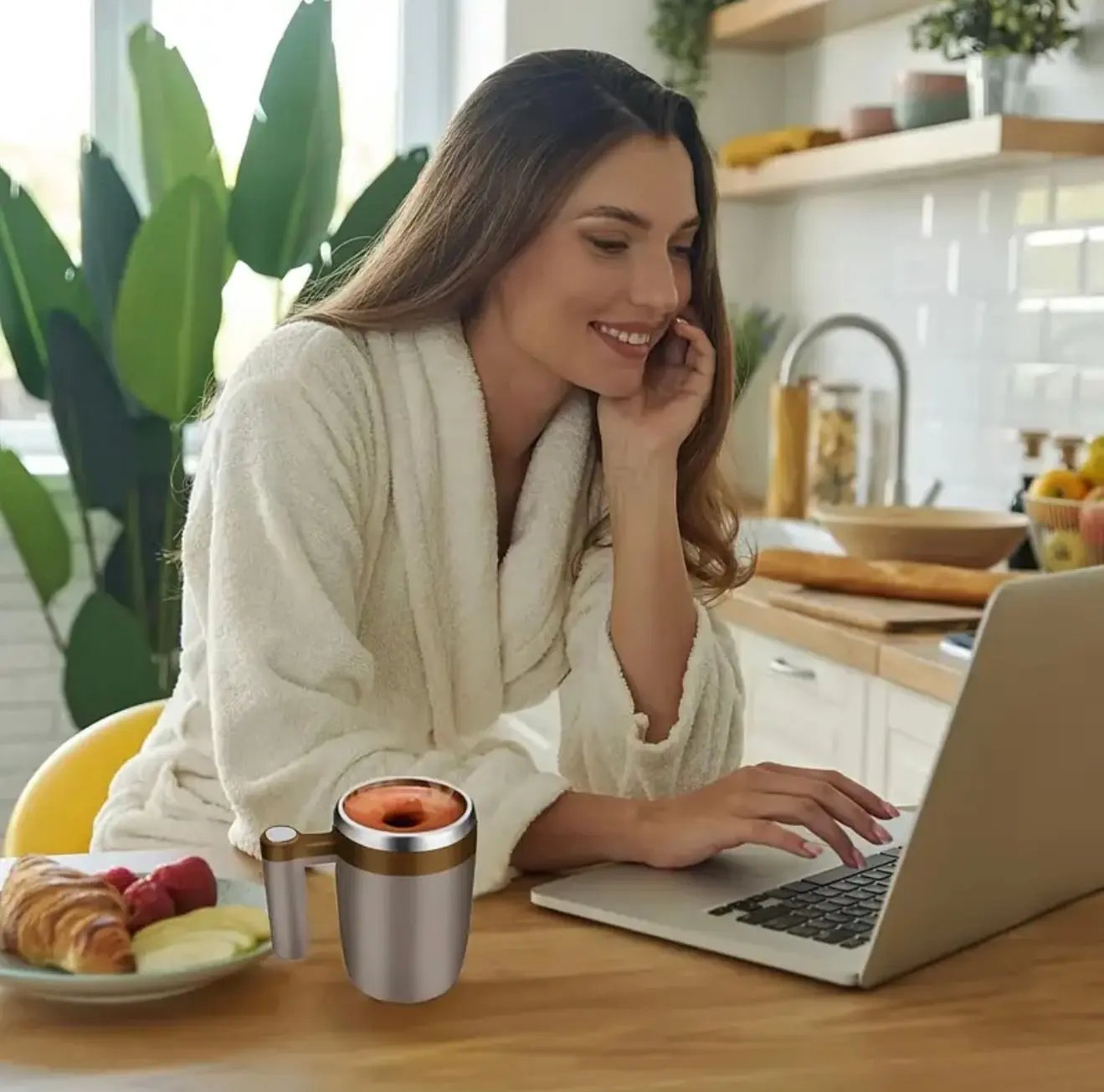 Self stirring mug Our3Designs