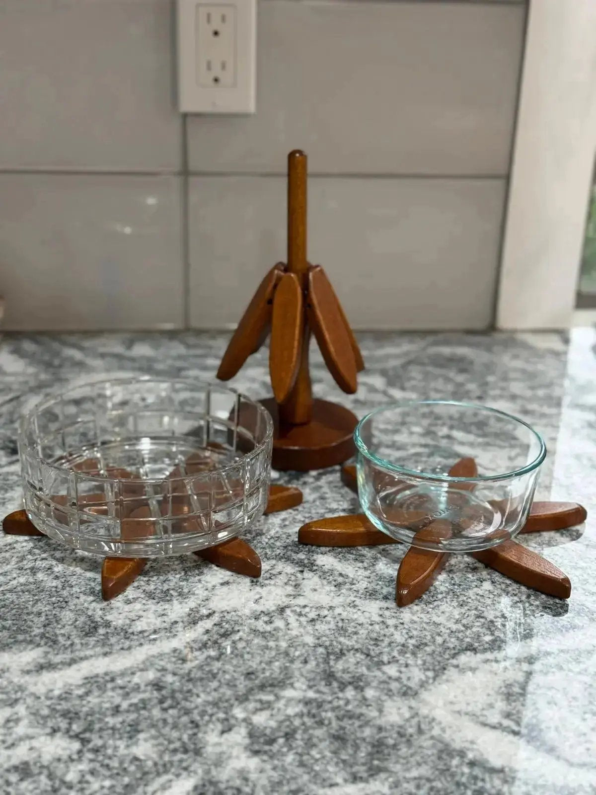 Handcrafted Wooden Trivet Tree – Hanging Leaf Trivet Holder & Heat Pads – Rustic Kitchen Decor - Our3Designs