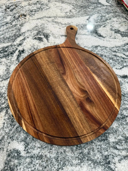Personalized Round Charcuterie Board with Handle – Custom Corporate Gift or Bridal Party Favor - Our3Designs