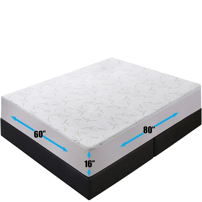 Keep your mattress safe and sound with our hypoallergenic, waterproof fitted protector! 🛏️💧 #SleepBetter #MattressProtection
