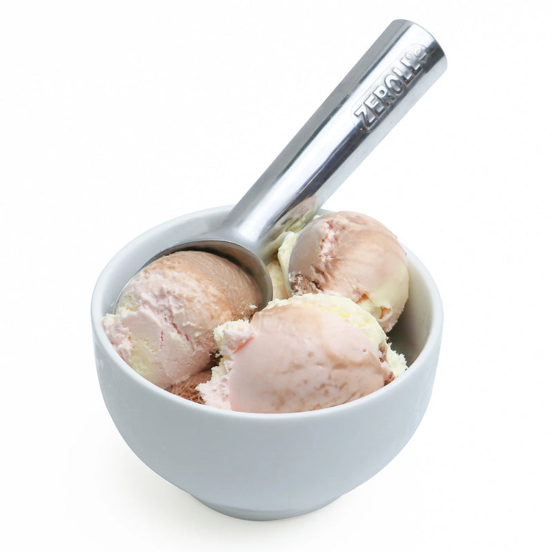 Scoop Up the Fun with Our Stylish 4 Oz Ice Cream Scoop in Silver/Brown! 🍦✨