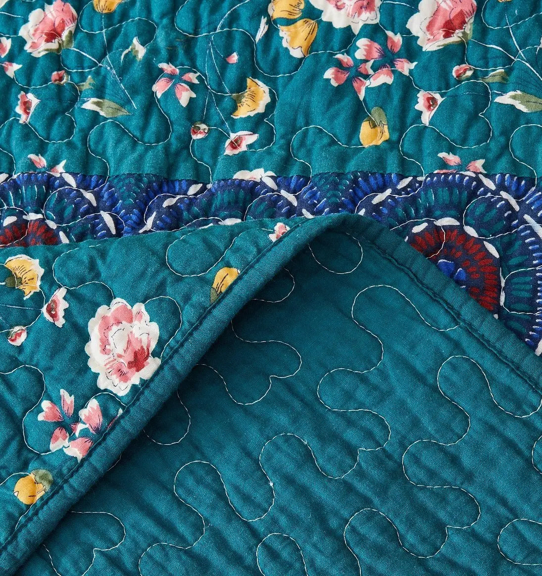 DaDa Bedding Bohemian Patchwork Bed of Wild Flowers Floral Gardenia Green Bedspread Set (JHW-886) DaDalogy Bedding Collection