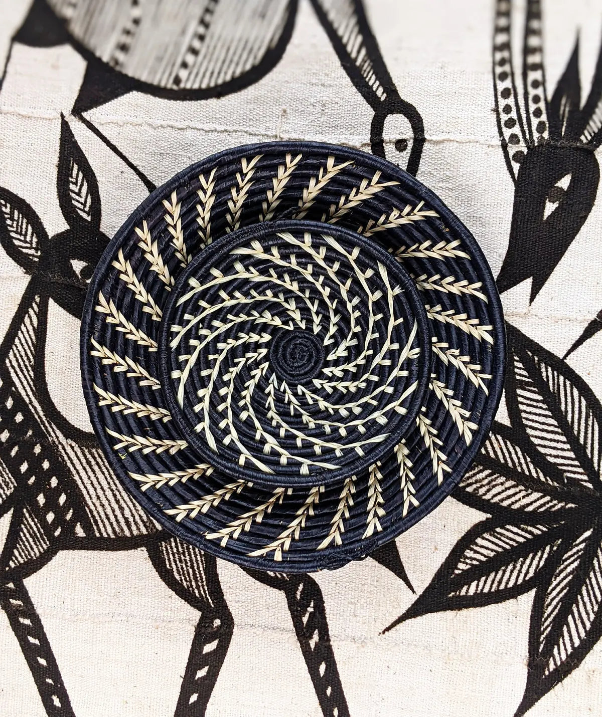 Large Black White Woven African Basket Reflektion Design