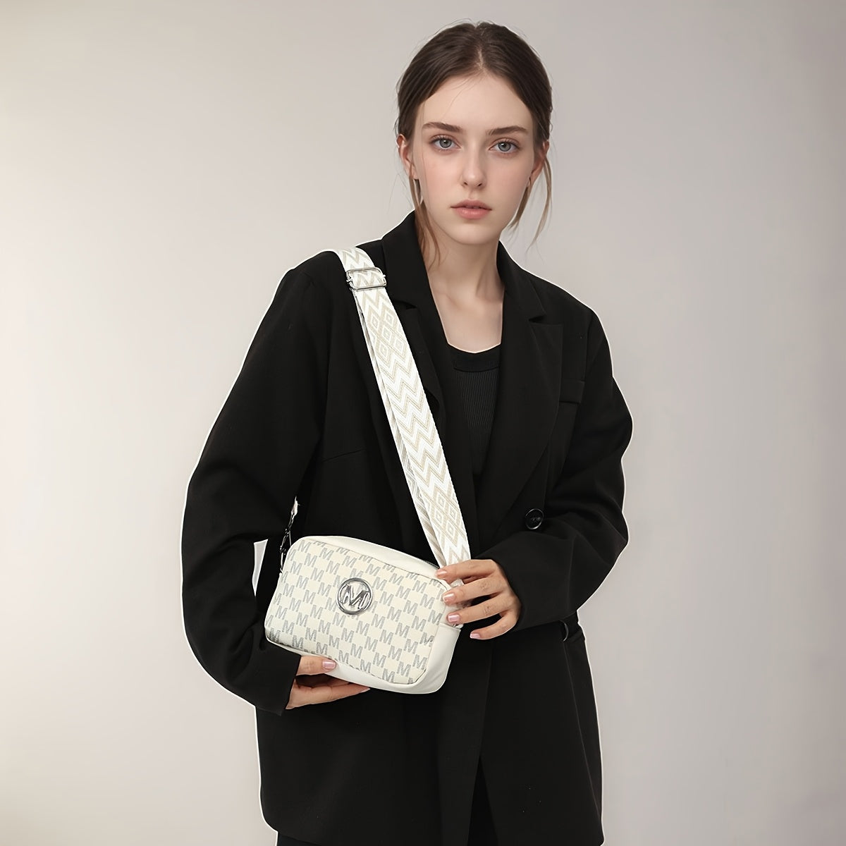 Classic Vintage M-Pattern Trendy Shoulder Bag