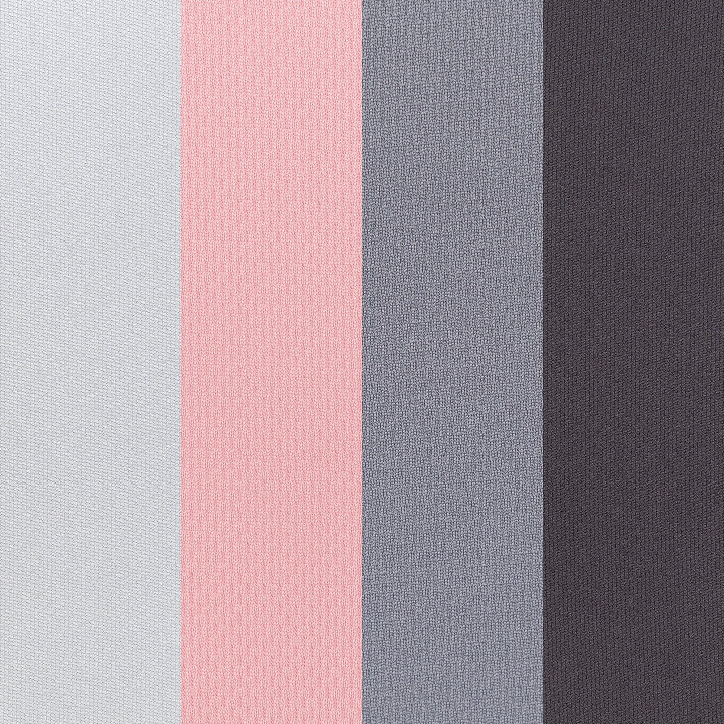 Transform your car rides with the Cover Me™ 4-In-1 Convertible Car Seat! 🚗✨