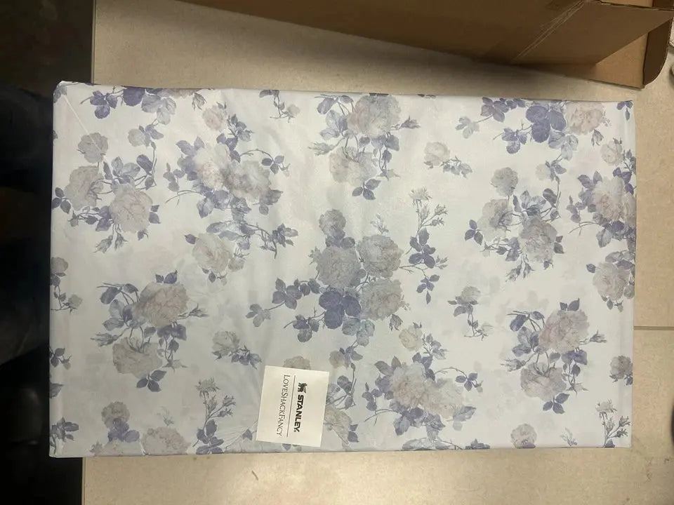 Stanley x LoveShackFancy Quencher Tumbler | 40 OZ – Everblooming Rosettes AK