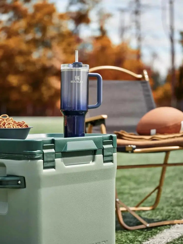 Stanley 40 oz Quencher H2.0 FlowState Tumbler – Twilight + Pine Gradient